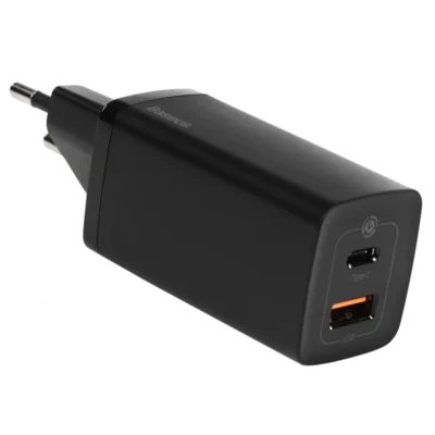 Baseus Universal-lader med både USB-C og USB-A
